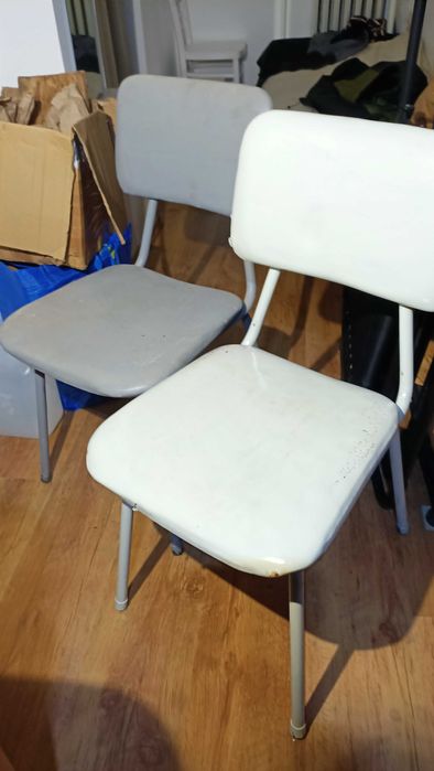 Krzesło x2, dwa krzesła, miękkie siedzisko i oparcie, metalowe nogi
