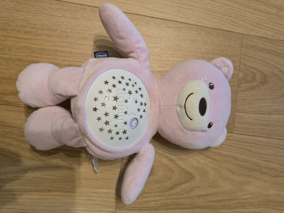 Miś z projektorem Chicco różowy