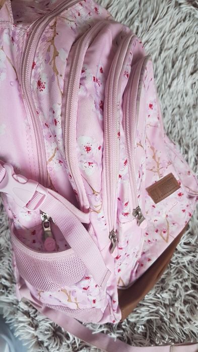 ST.RIGHTśliczny  plecak szkolny duży pojemny