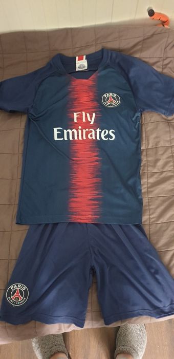 Продам детскую форму