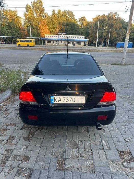 Mitsubishi Lancer 9  офіціал з рідним пробігом на автоматі.