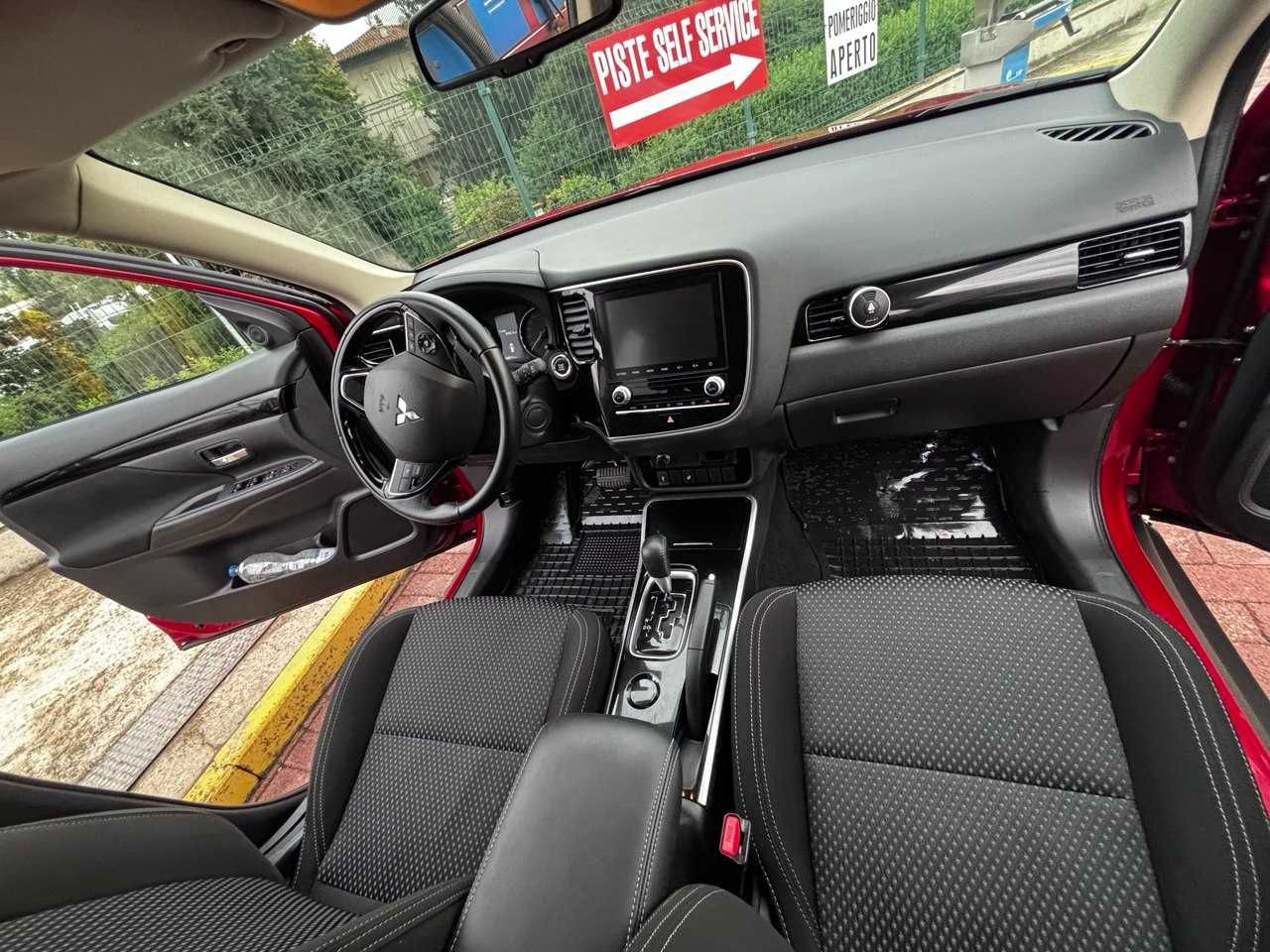 Mitsubishi Outlander 2022