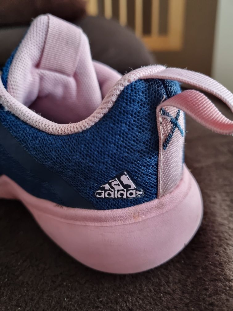 Buty Adidas dziewczęce roz.26