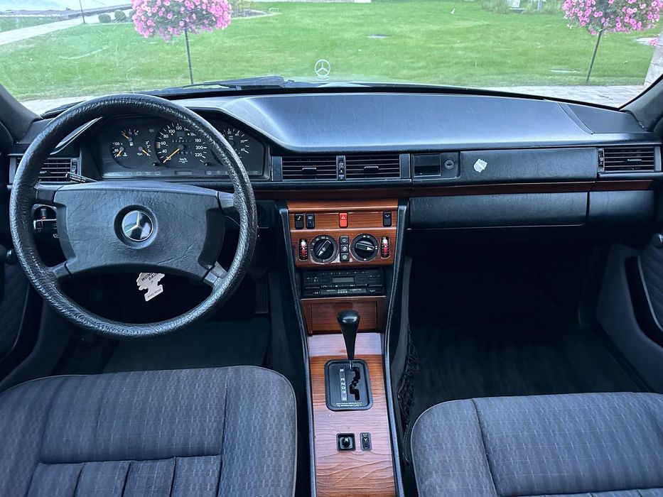 Mercedes W124, 1991r, 3 litrowy turbodiesel