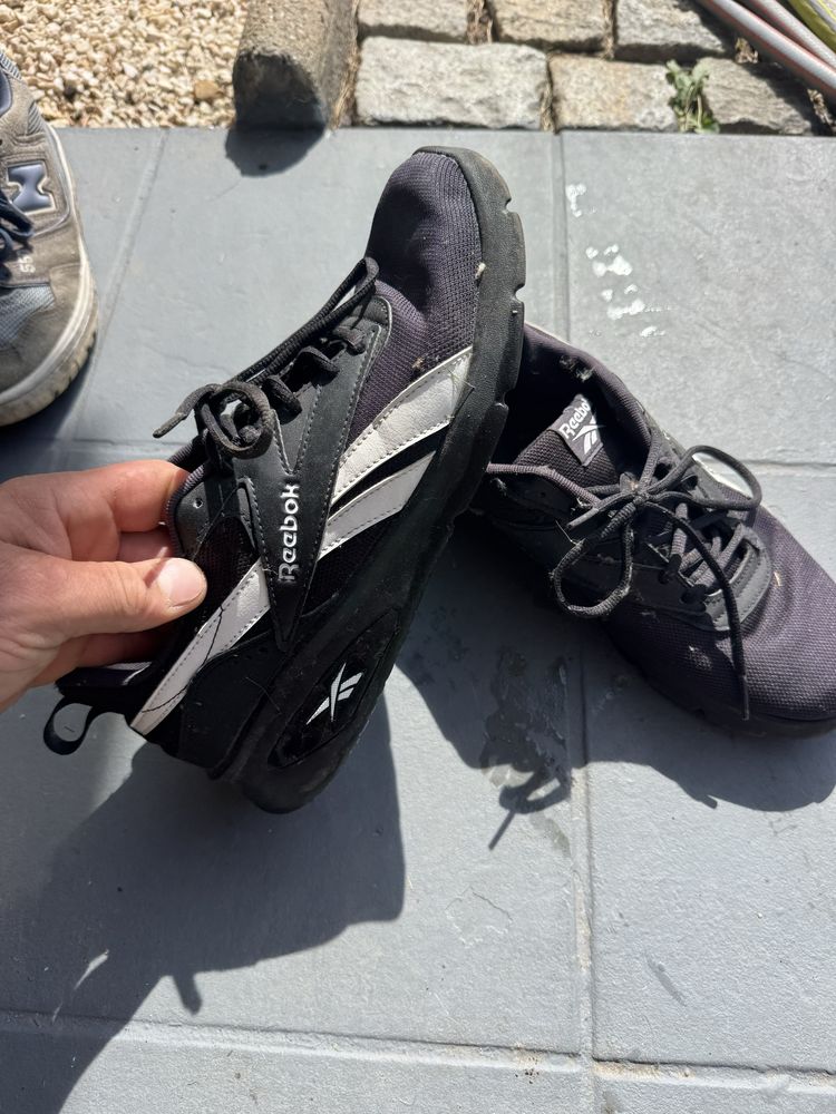 Adidasy  reebok 42
