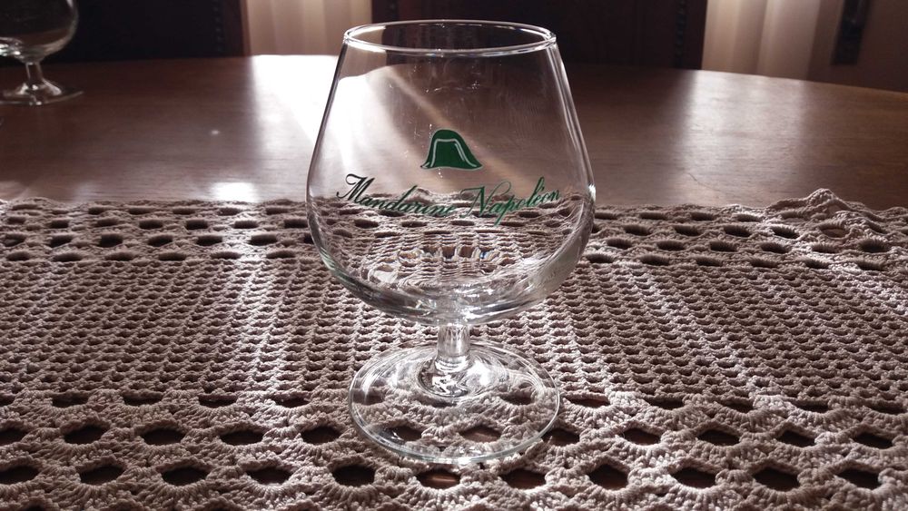 Copos  de aguardente em vidro de qualidade Novos