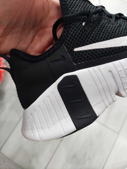 Кросівки NIKE FREE METCON 3 BLEK CJ6314-010 р.38EUR 24cm
