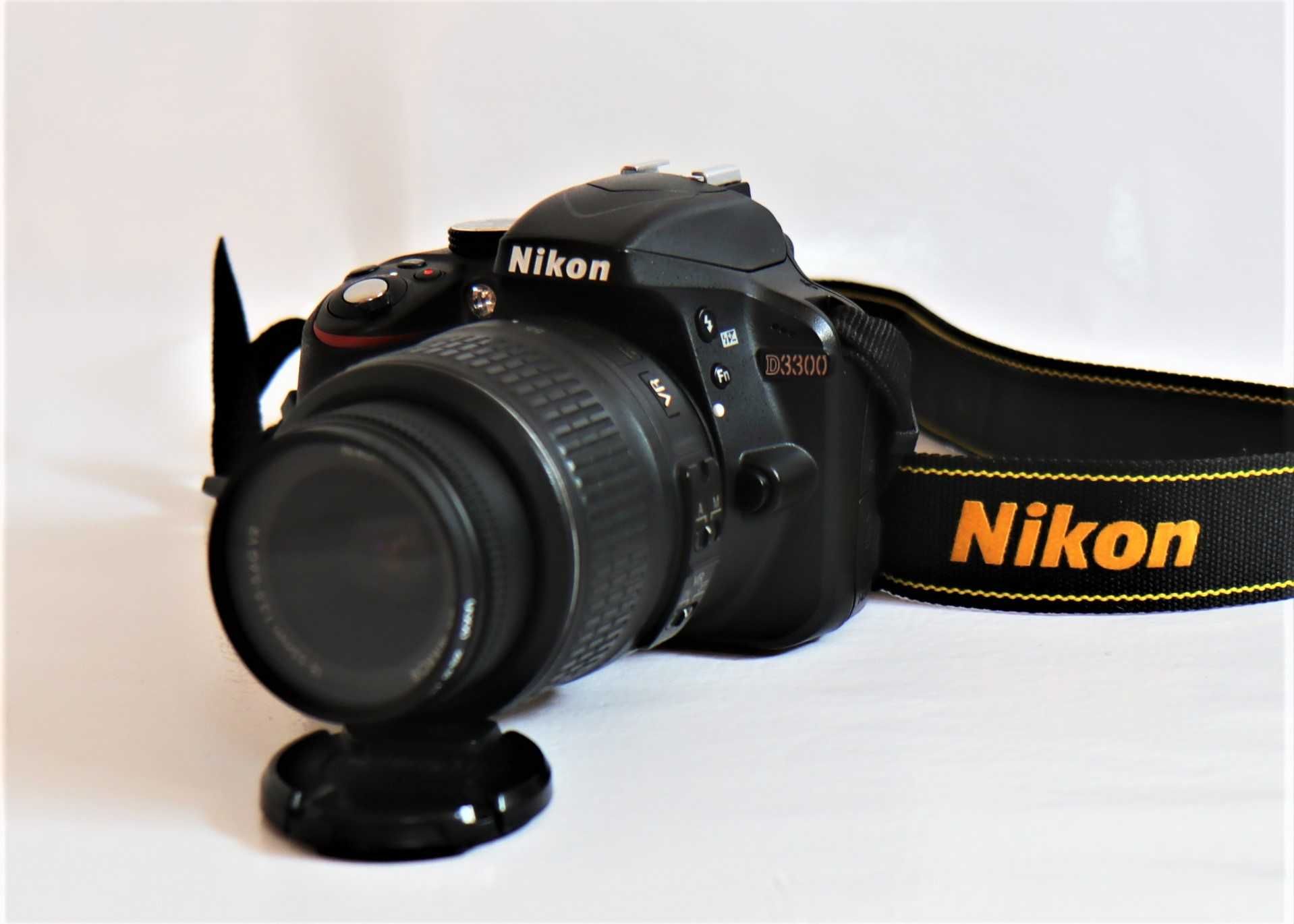 Nikon D3300 com lente Nikon 18-55mm máquina fotográfica digital reflex