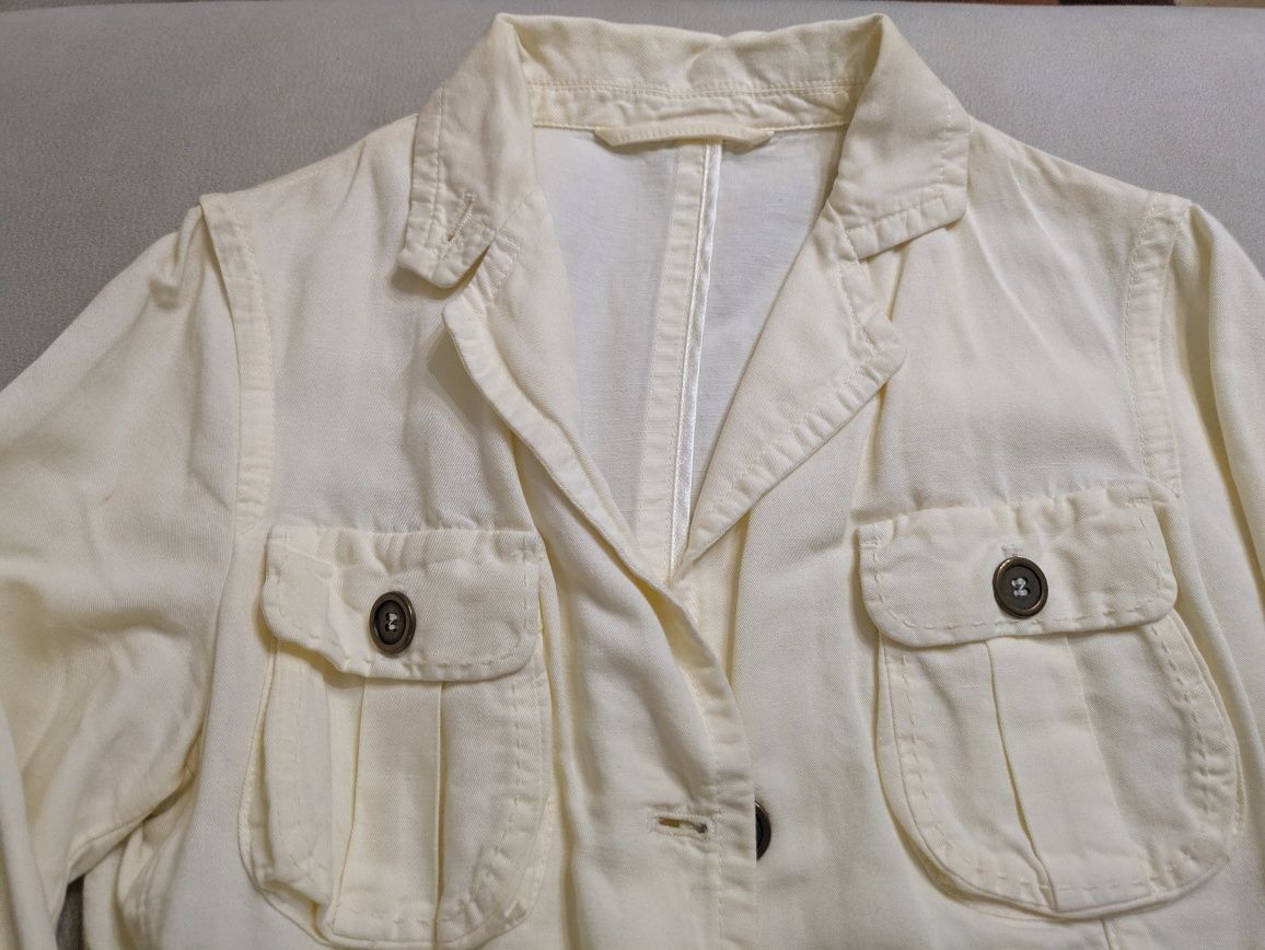 Blazer bege da Massimo Dutti