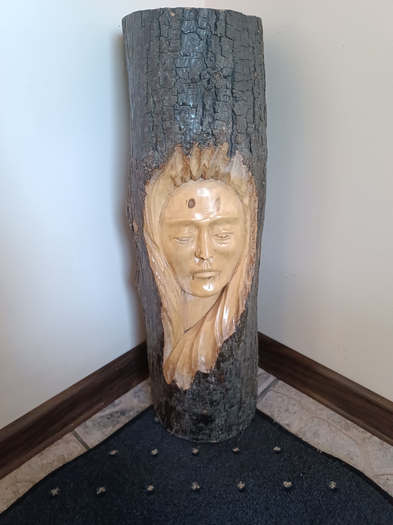 Rzeźba w drzewie 52 cm