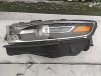 Фара L/R Ford Taurus 2014-2019