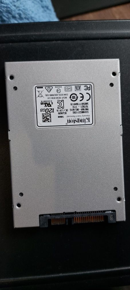 SSD suv400s37120g