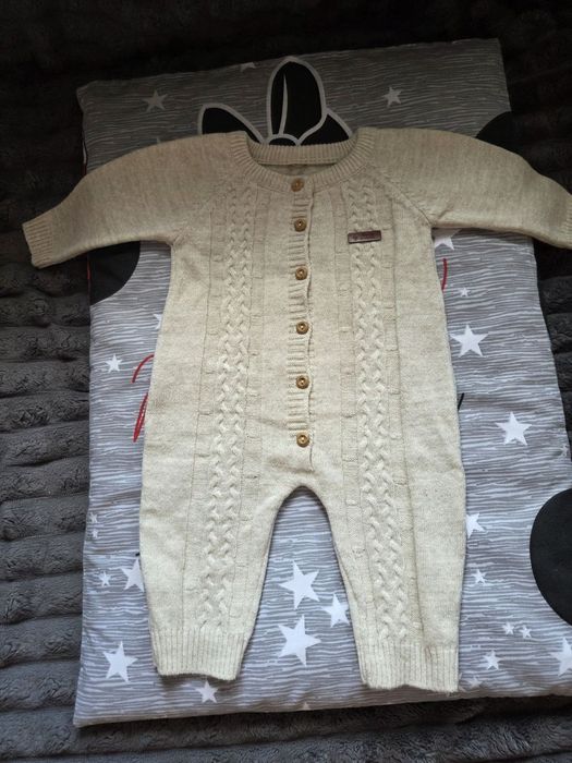 Вязаный комбинезон Lara babies 0-6 мес
