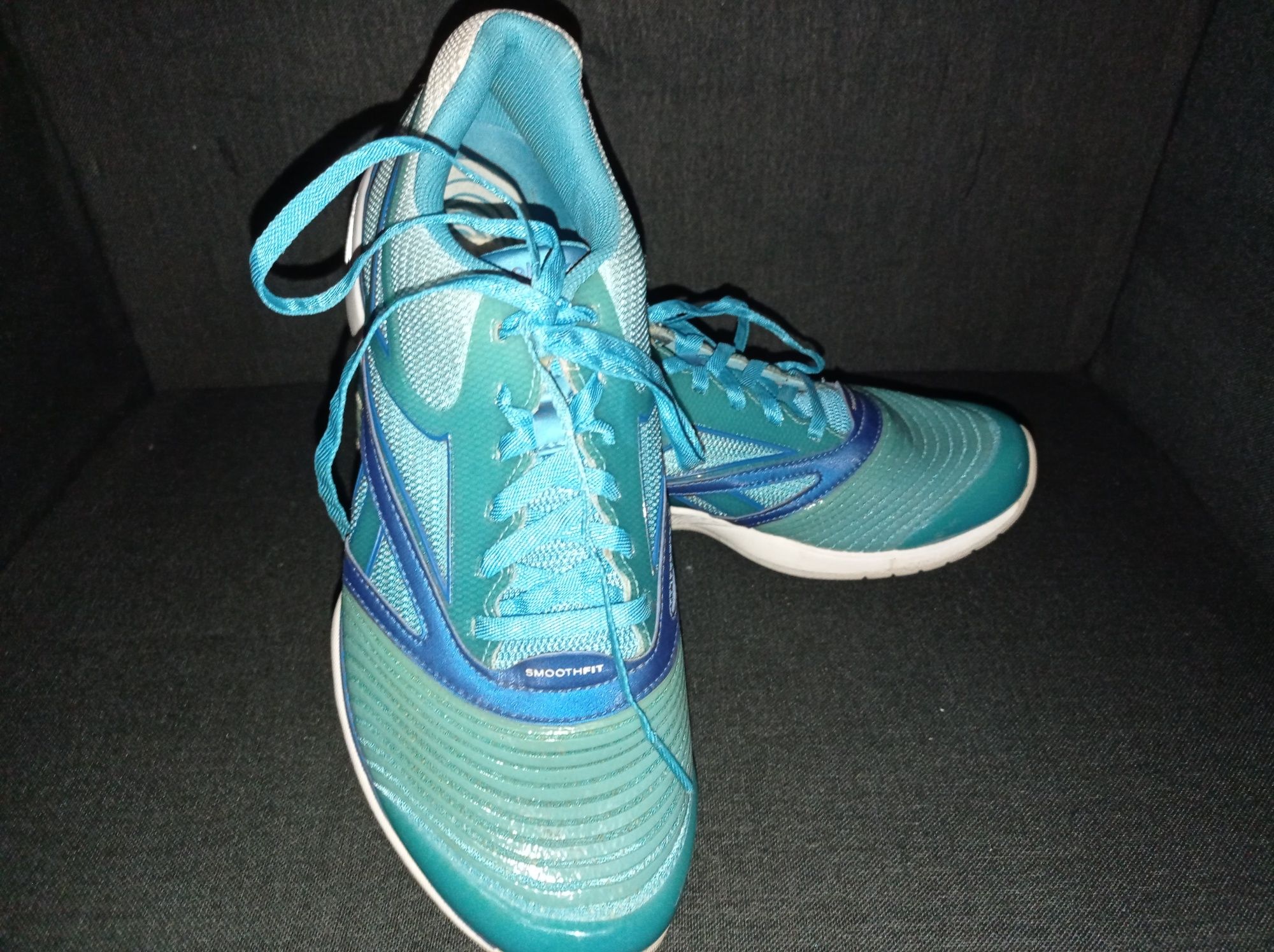 Buty Reebok easytone smoothfit do ćwiczeń niebieskie r.38 wkładka 24,5