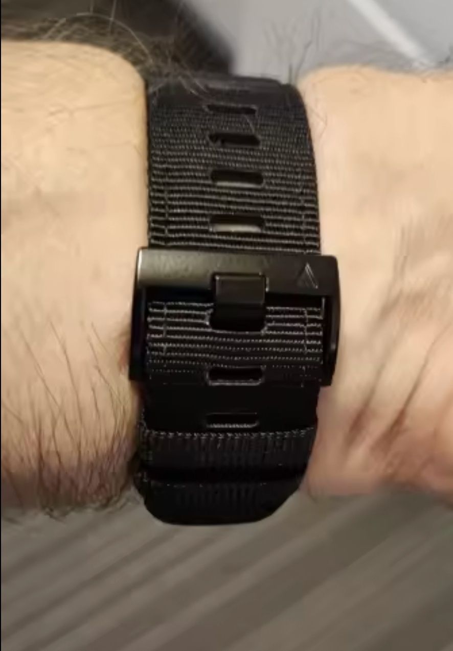 Pasek QuickFit 26 Garmin Nylon Czarny