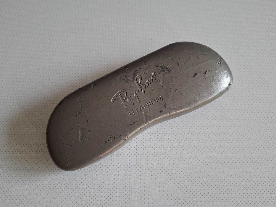 Bolsa / Caixa de óculos - Ray Ban Titanium