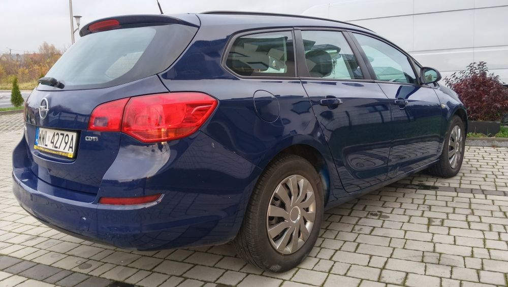 Opel Astra J // 2011 // 1.7 diesel