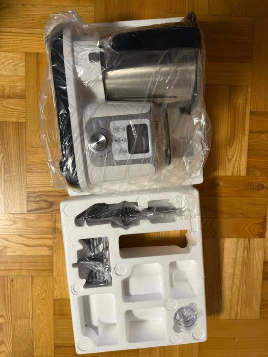 Salute Prakticooker wielofunkcyjny robot kuchenny