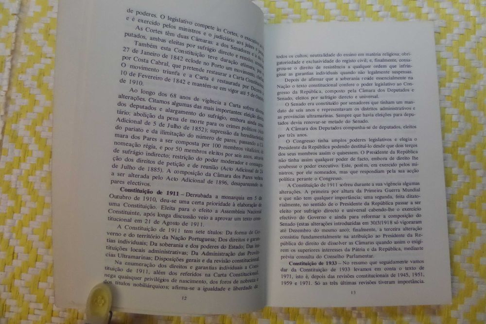 A OPÇÃO DO VOTO - As eleições para a Assembleia Constituinte - 1975.