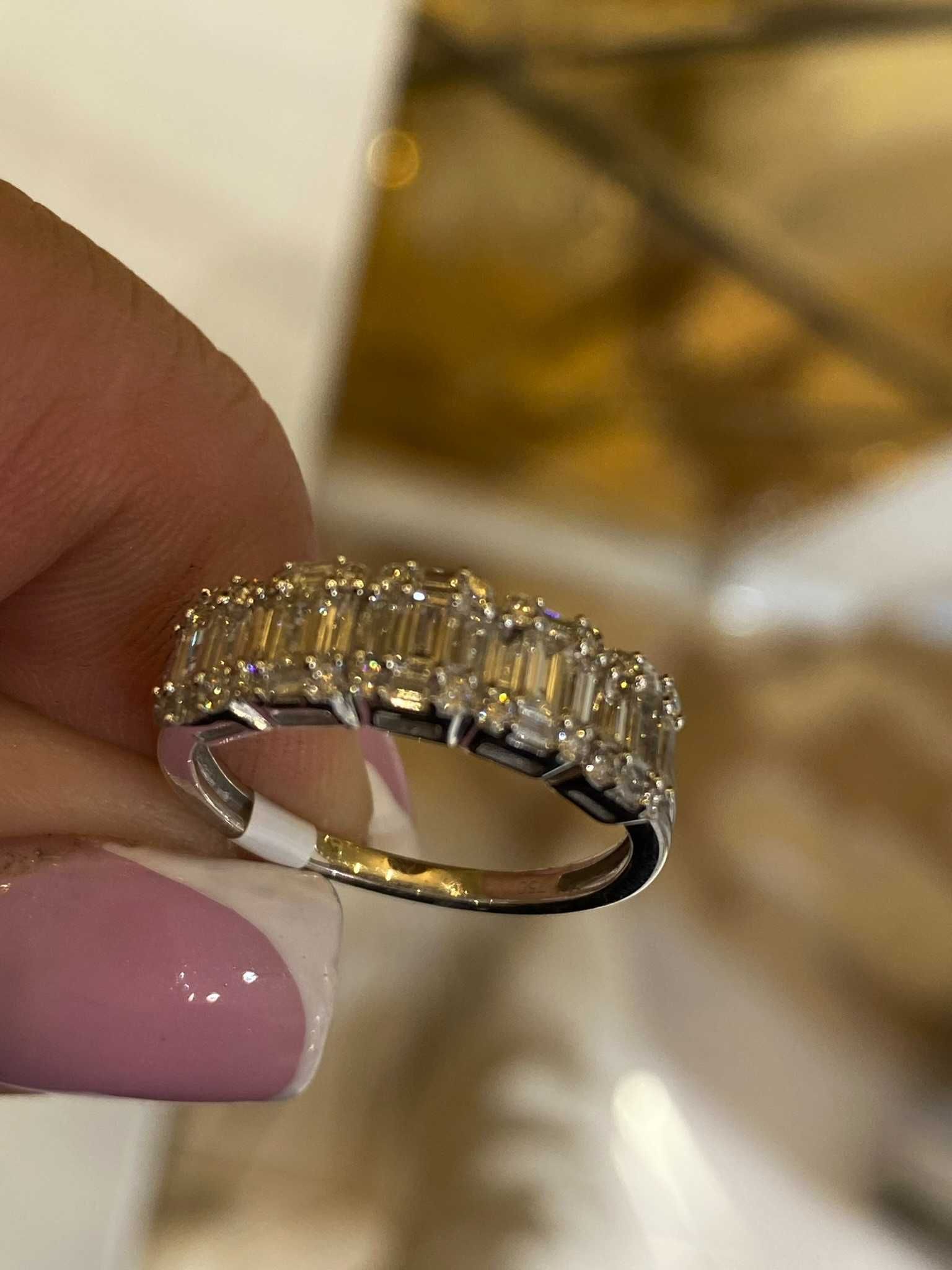 Obrączka Infinity bagiety diamenty 1.00 CT Certyfikat HRD