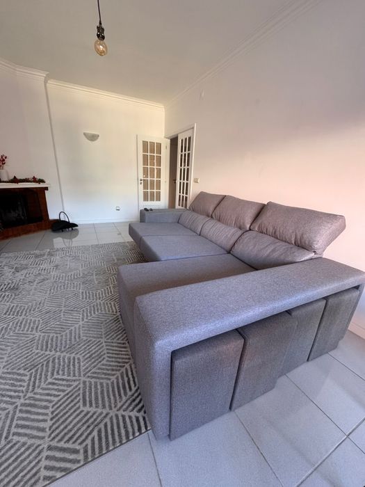 Sofá Cinza com Chaise louge e Baú — Excelente Estado