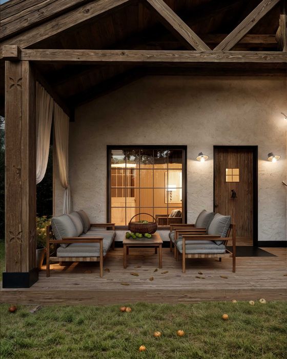 Продається котедж з правом власності на землю .