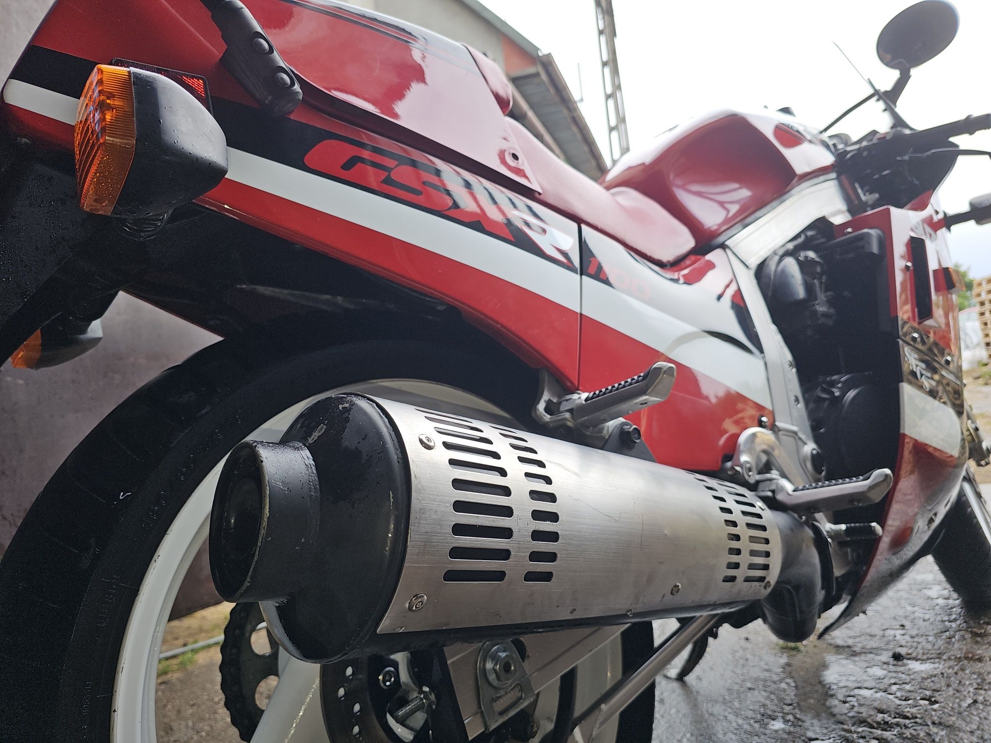 Suzuki Gsx-r1100 od 1 właściciela,  39 tys km sc28 zxr cbr