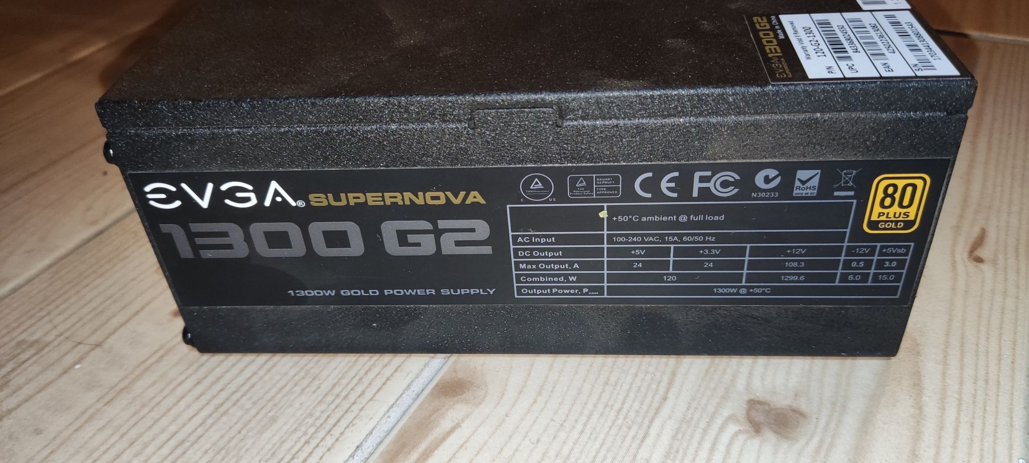 Блок живлення EVGA Supernova 1300 G2