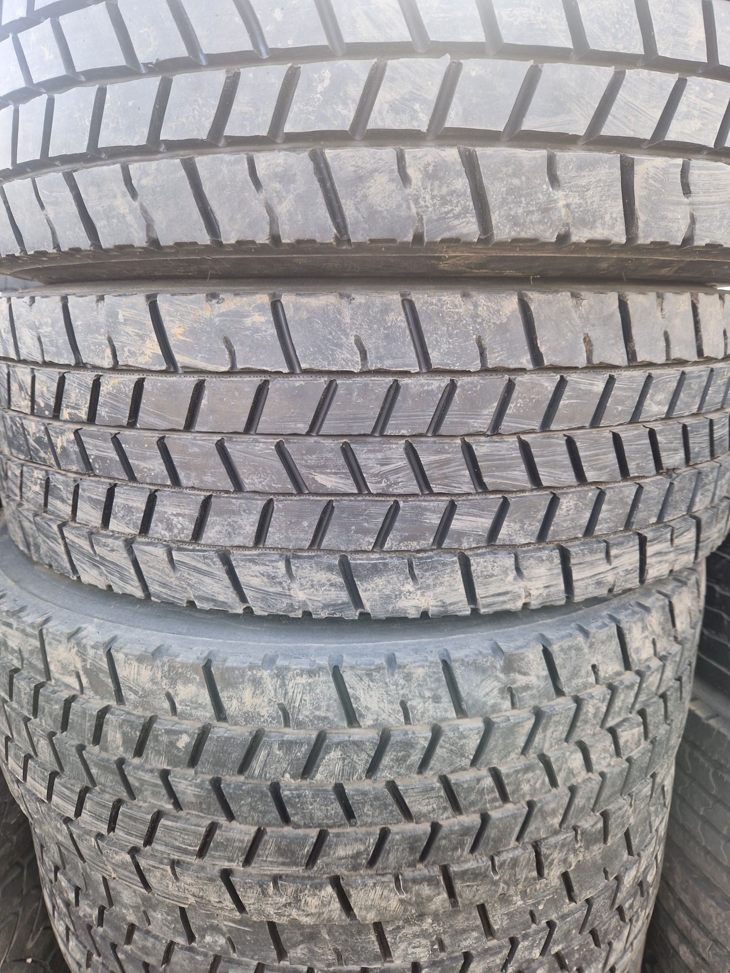 Opony 235/75r17.5 sava orjak 4 szt.