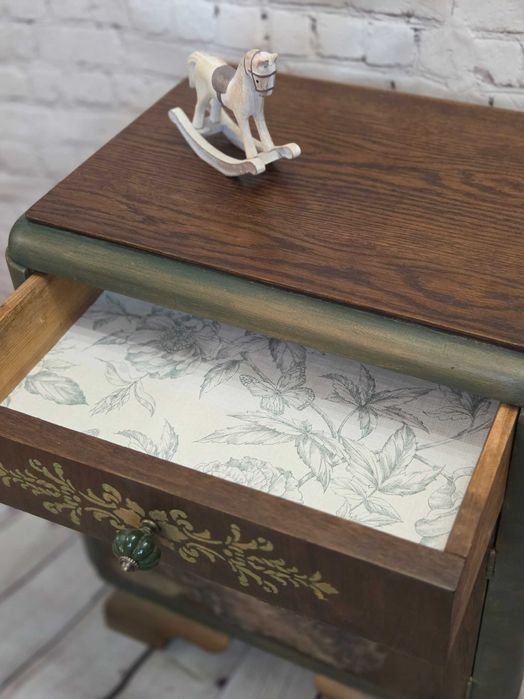 Stoliki nocne, po odnowieniu