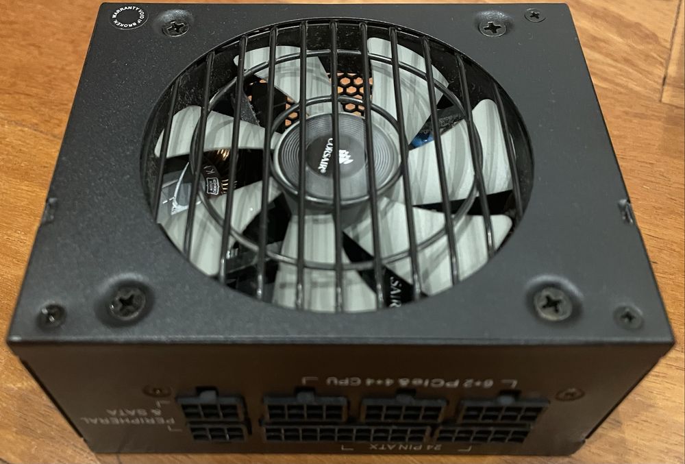 SF600 Gold Modular - Fonte SFX Alimentação - Corsair PSU