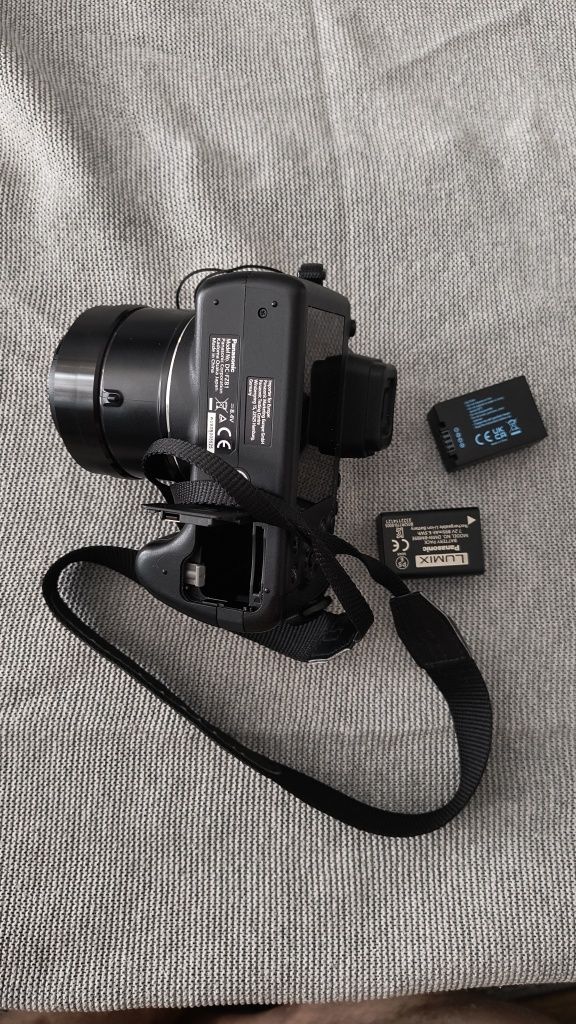 Aparat Lumix DC-FZ81
