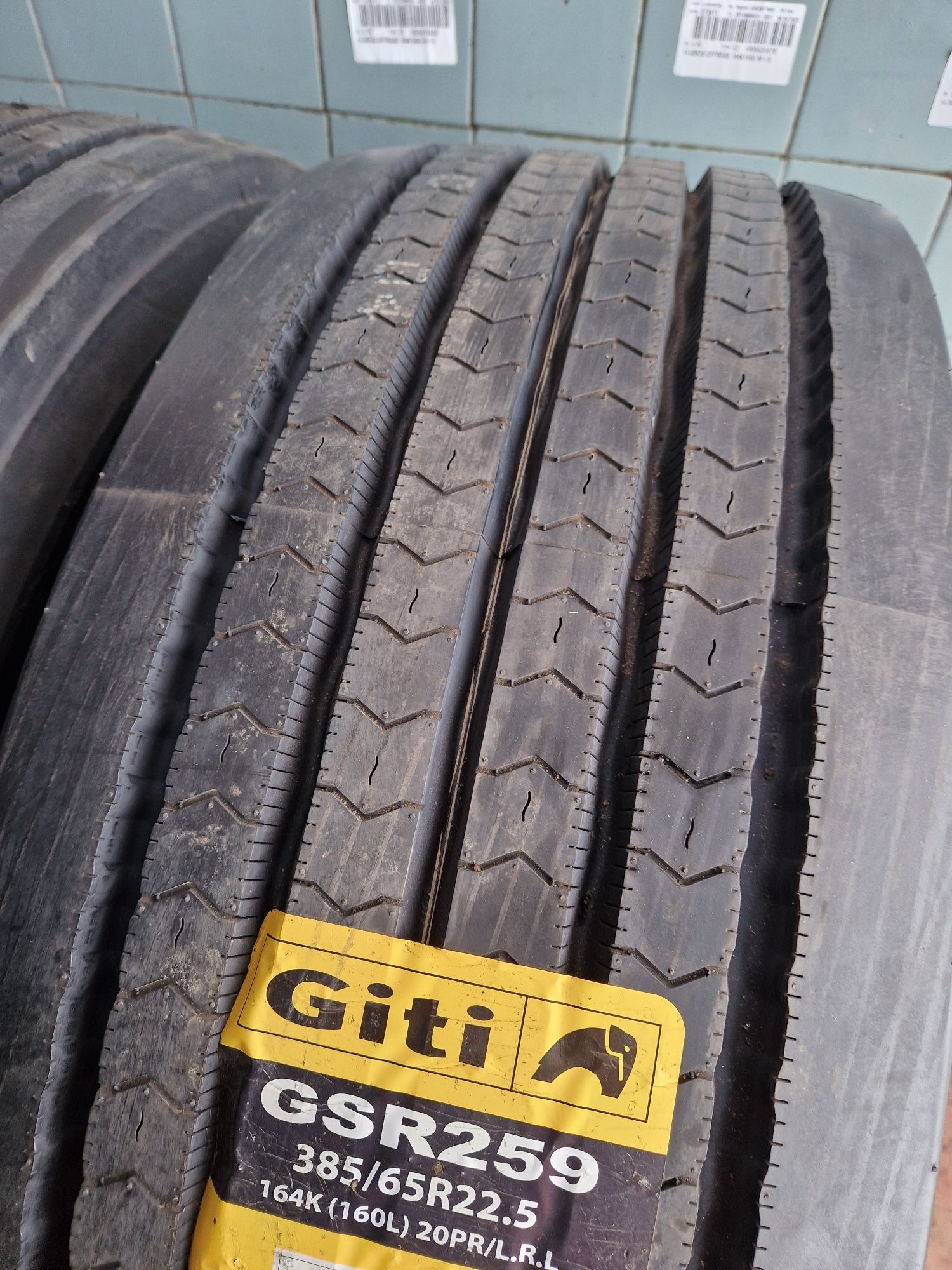 385/65 R22.5 Giti руль GSR259 164K Безкоштовна Доставка НП