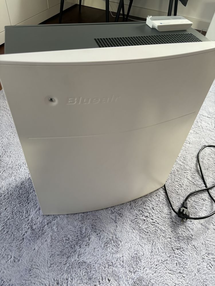 Oczyszczacz powietrza Blueair Classic 203