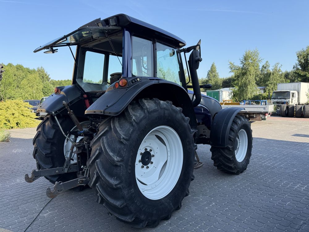 Valtra T 151 e , moc 167 koni , stan bdb