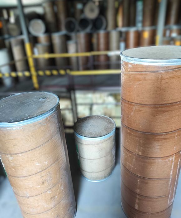 pojemniki /bębny  tekturowe  123 cm x 50 cm