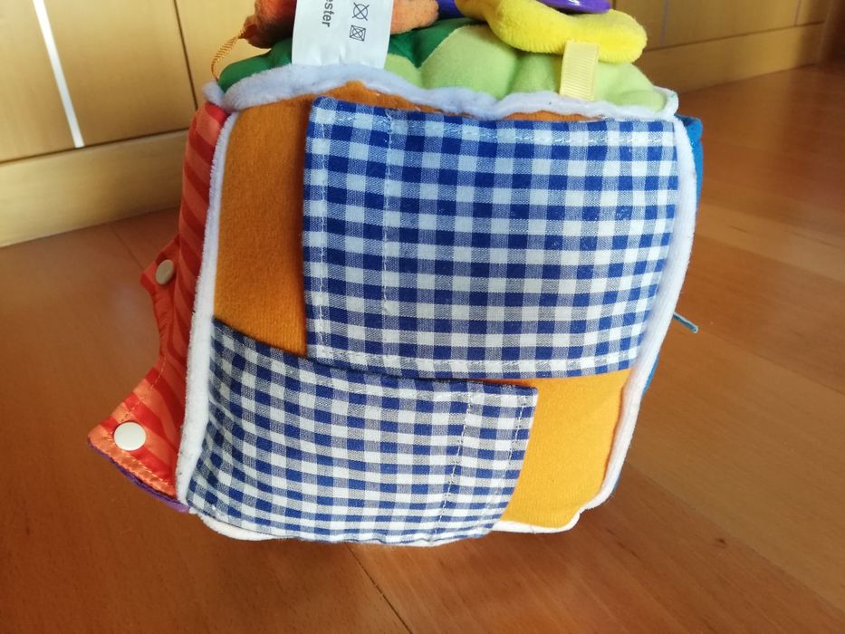 Cubo bebé motricidade