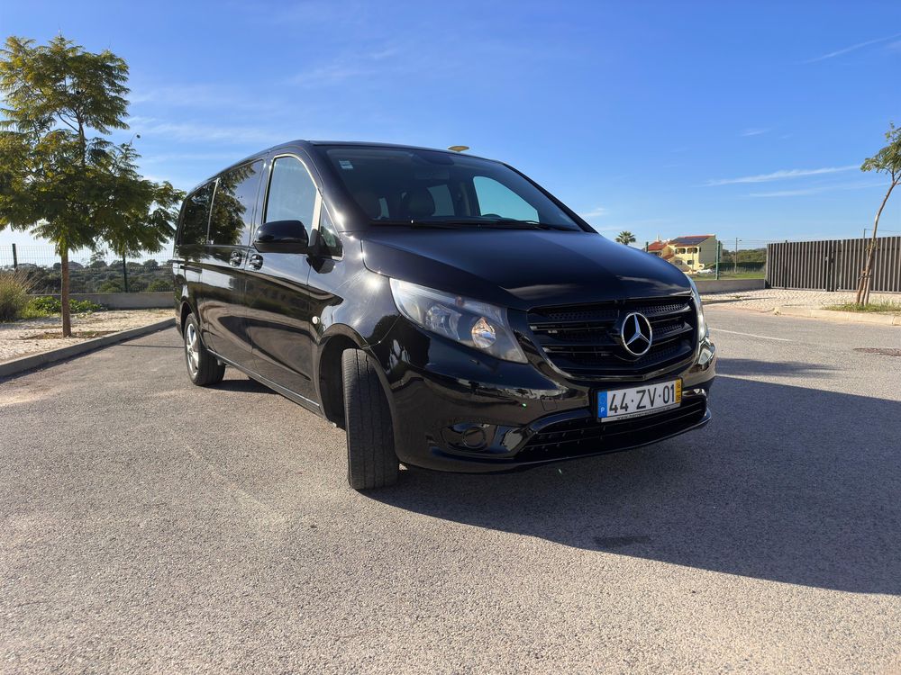 Vito Tourer 116  de 9 lugares (versão longa)