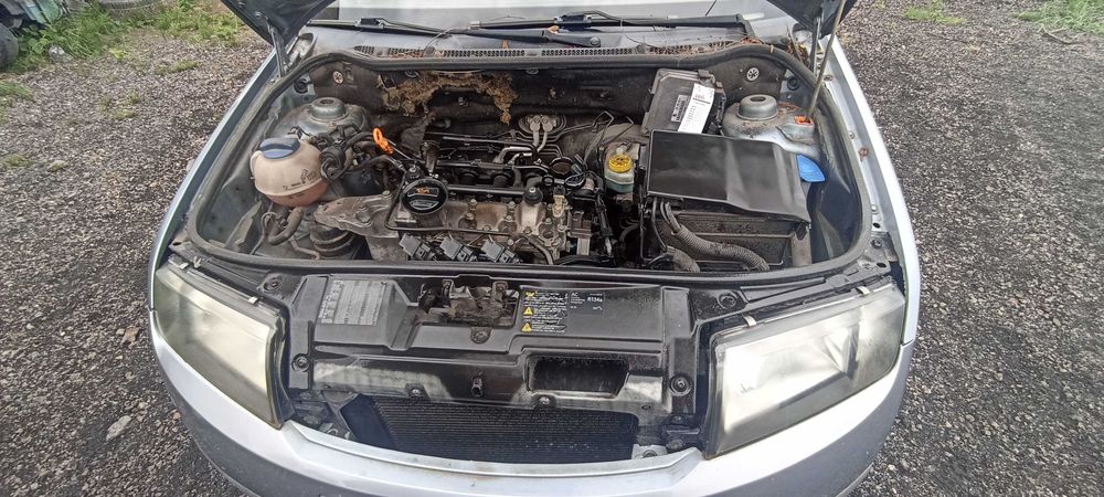 skoda fabia 1.2 awy  lak 9151 samochód na części