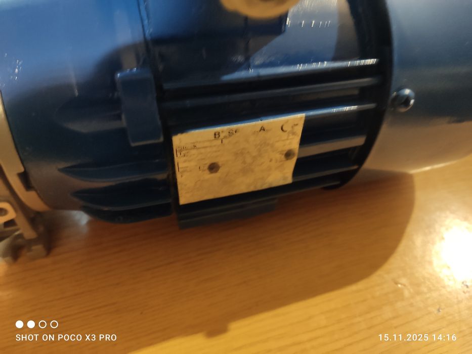 motoreduktor napęd do pieca 0 18 kw 2,5 obrota 230  v