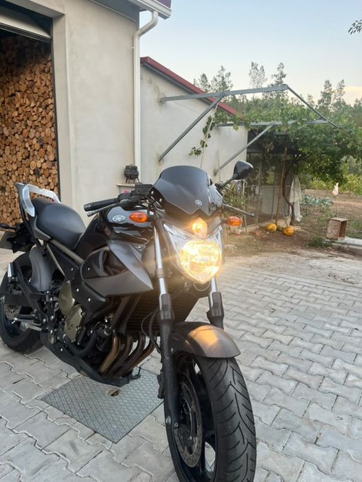 Yamahaa xj6 2010