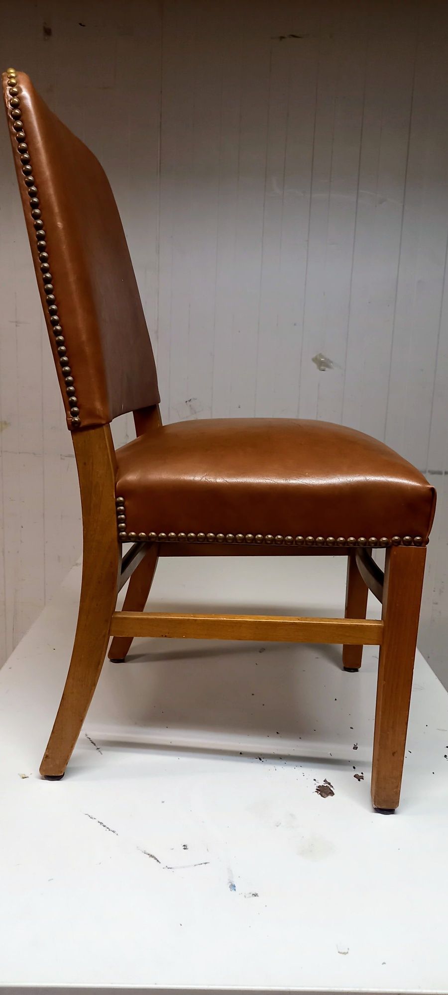 Krzesła vintage  skórzane  Firmy GUNnlocke