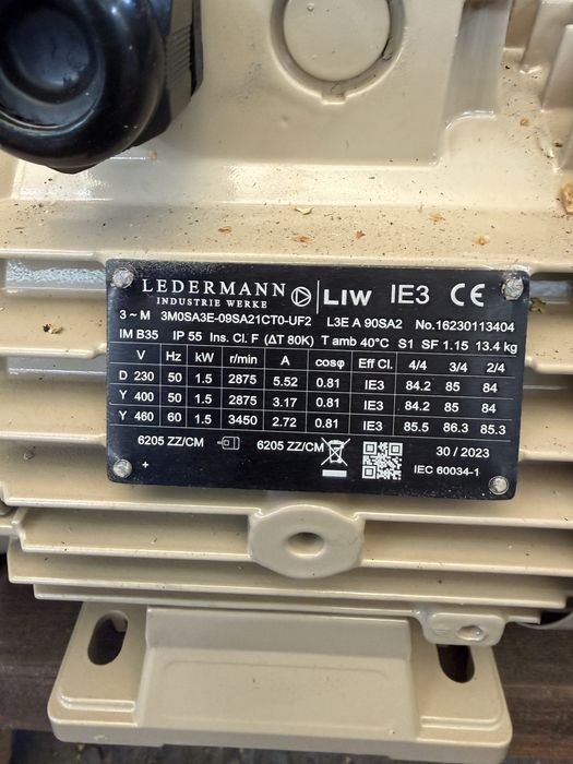 Электродвигатель L3E A 90SA2