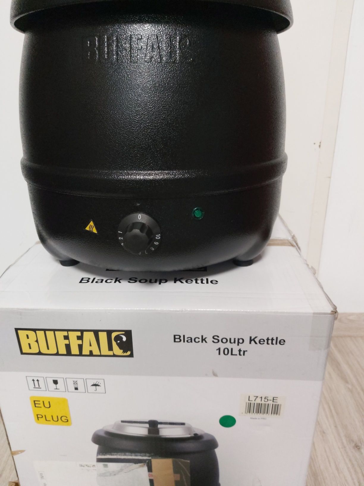 Wolnowar Buffalo L715 10 l czarny 400 W