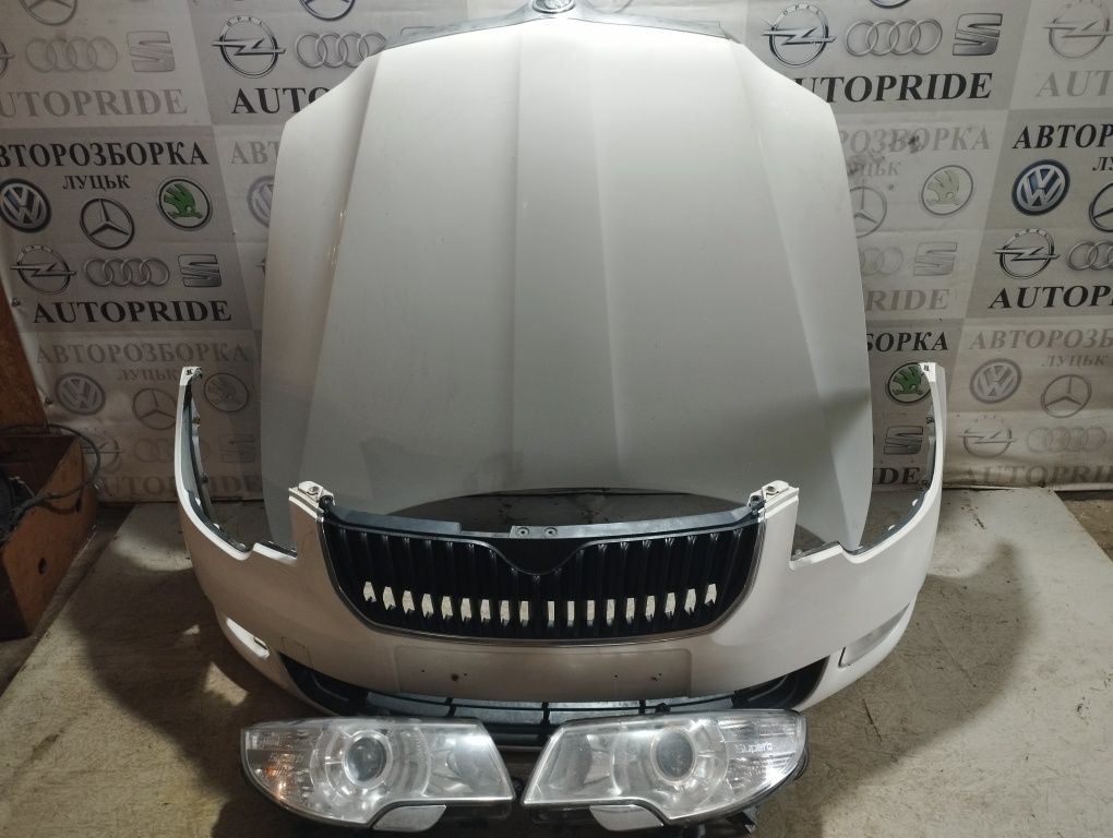 Капот бампер комплект передка Шкода суперб 2 Skoda superb 2