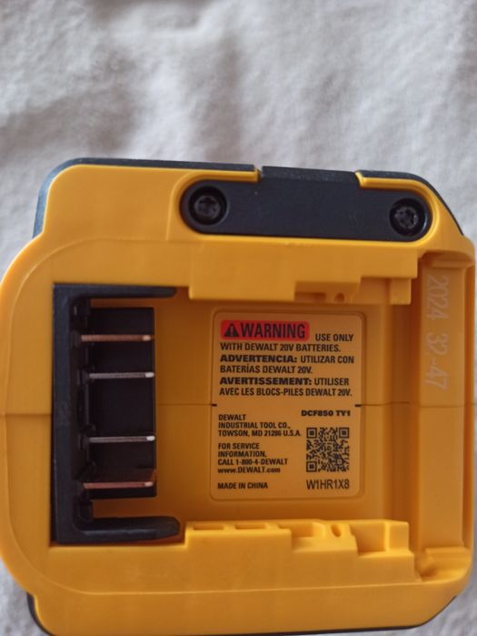 Імпакт Dewalt dcf 850 P1 комплект