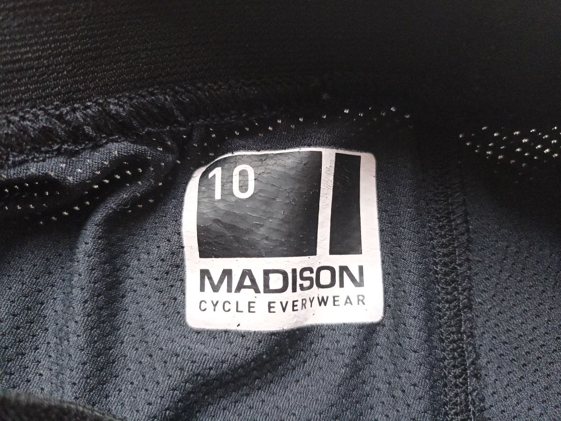Велошорти MADISON