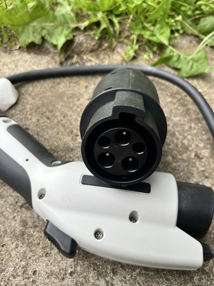 Adapter, przejściówka do ładowania elektryków typ 1 na typ 2