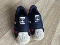 Adidasy wsuwane 23