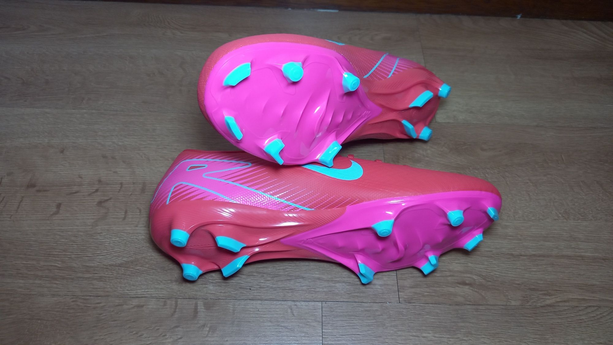 Chuteira Nike Air Zoom Mercurial Vapor 16
